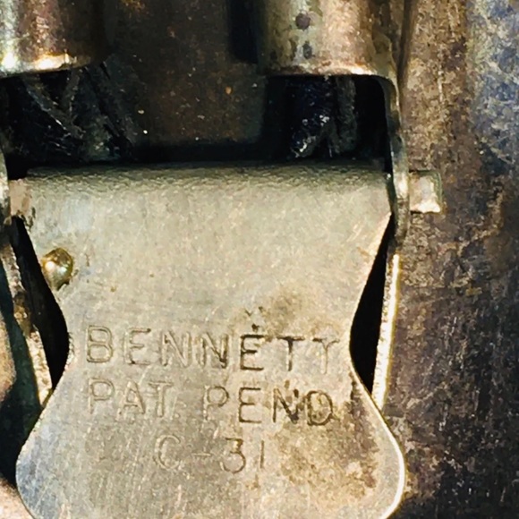 Vintage Sterling Navajo Bennett Road Runner Bolo Tie Turquoise & Red Coral Chip - Picture 8 of 11